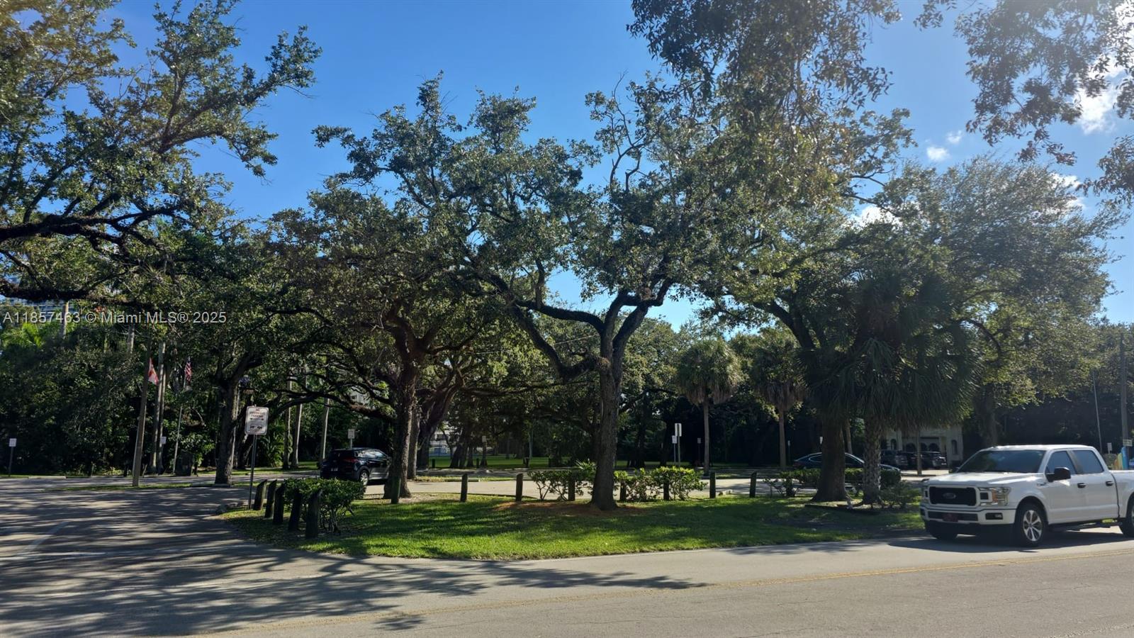 WOODSIDE APTS CONDO - Residential