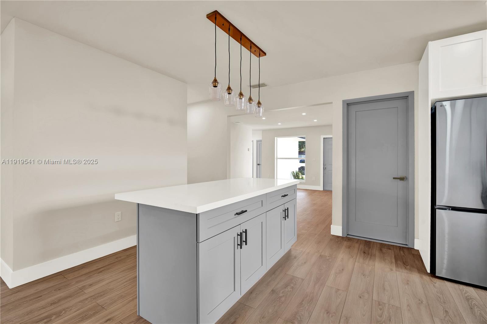 DOWNER PALMS DIV NO 1 - Residential