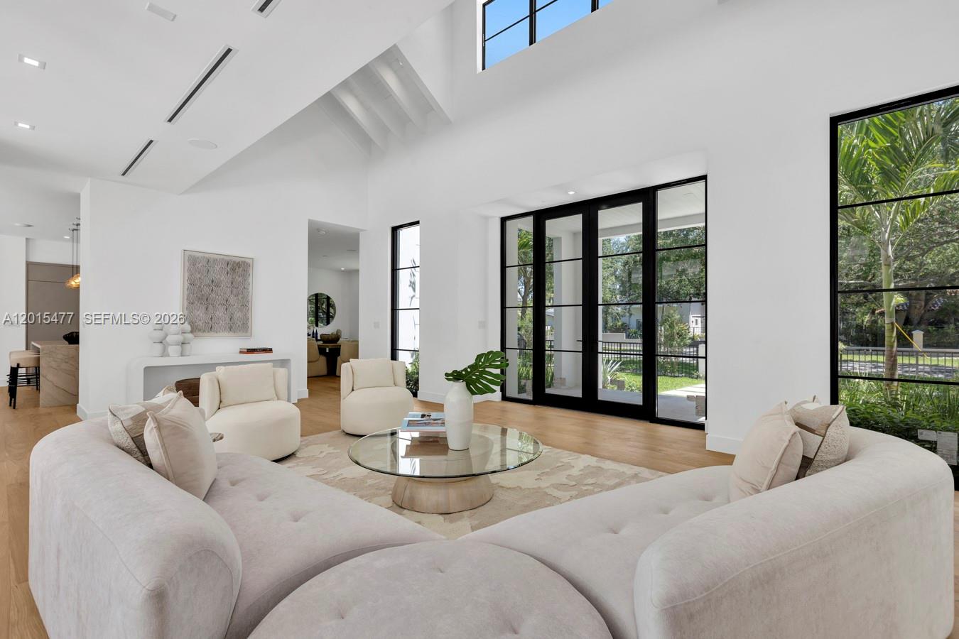 1220 S Alhambra Cir