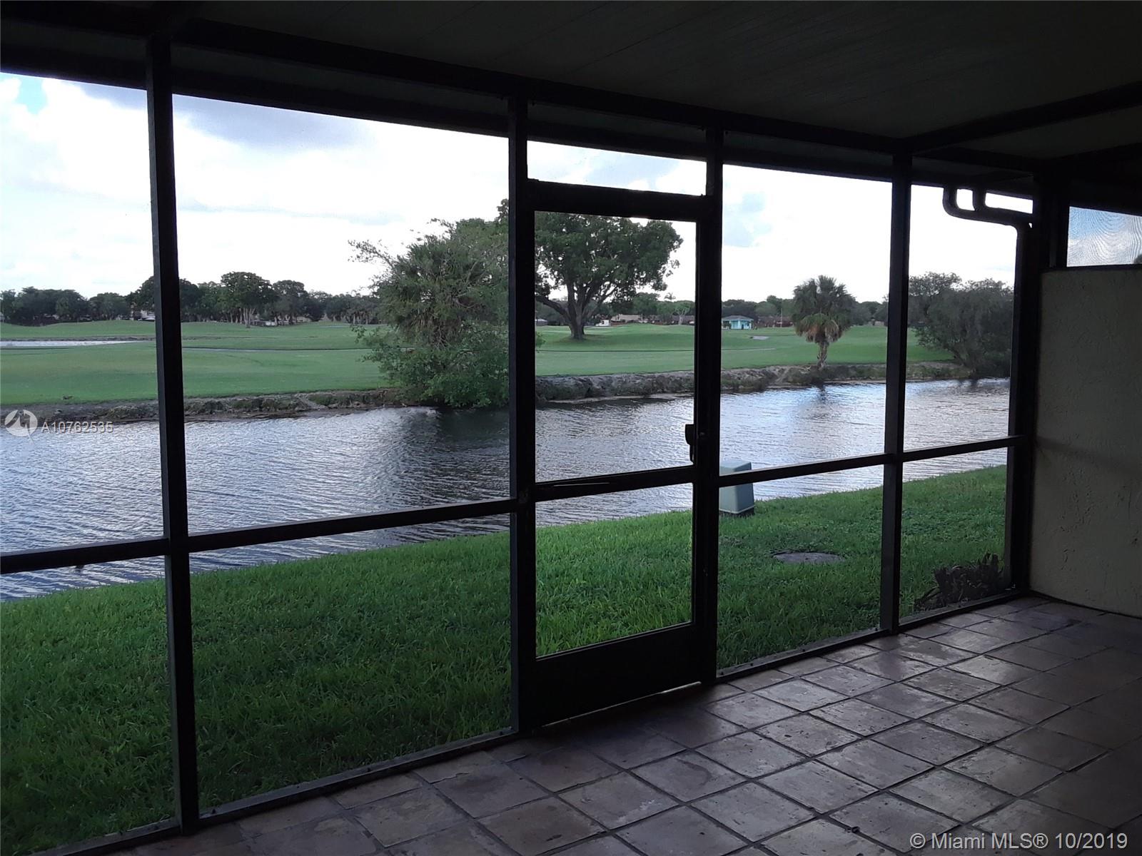 CATALONIA LAKE VILLAS - Residential Lease