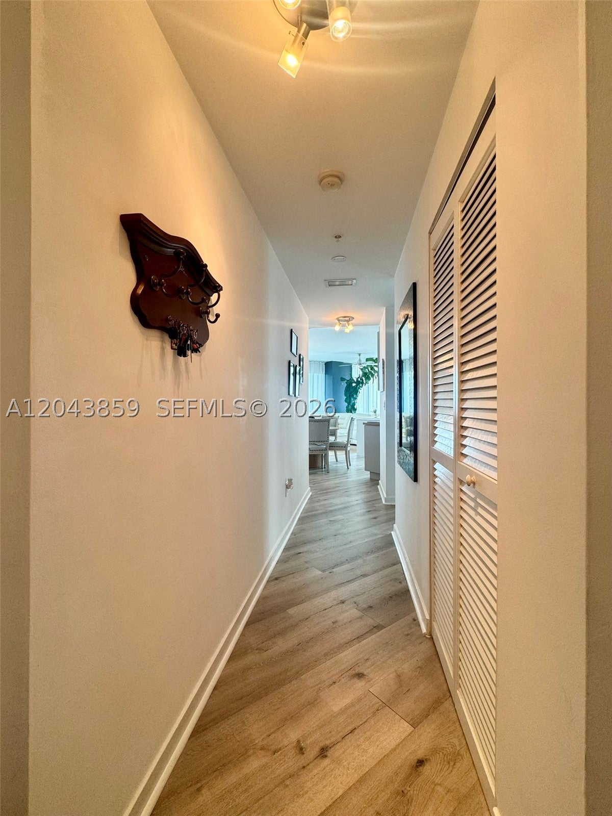 1111 SW 1st Ave 3225