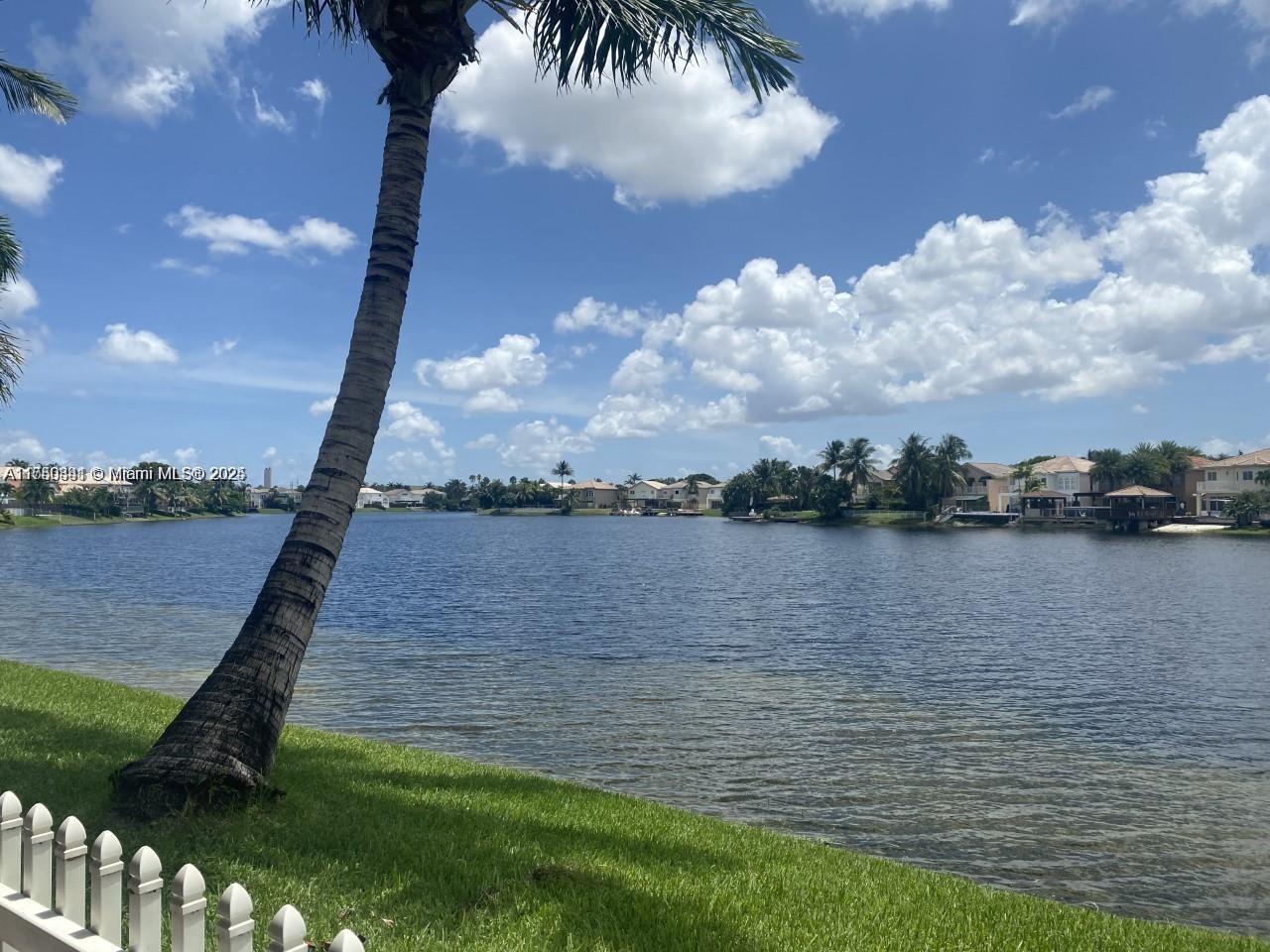 DORAL ISLES MARTINIQUE - Residential