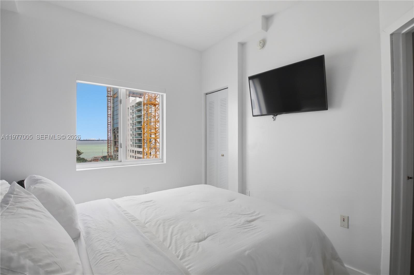 EMILIA CONDO - Residential