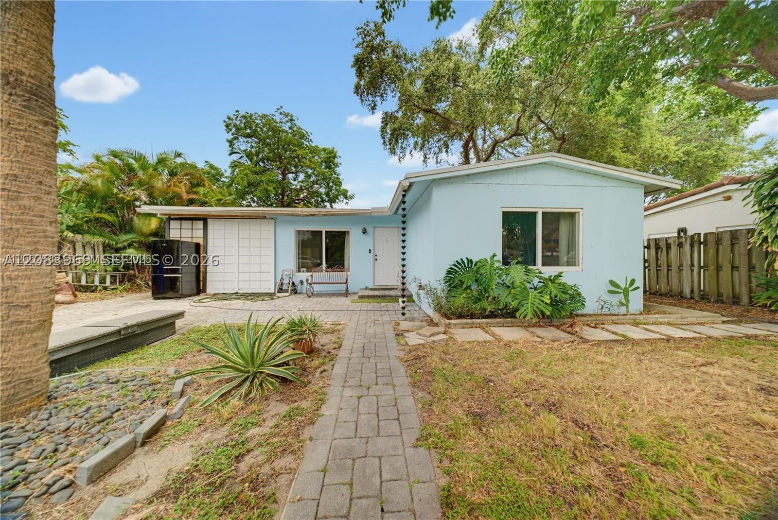 315 SW 19th St