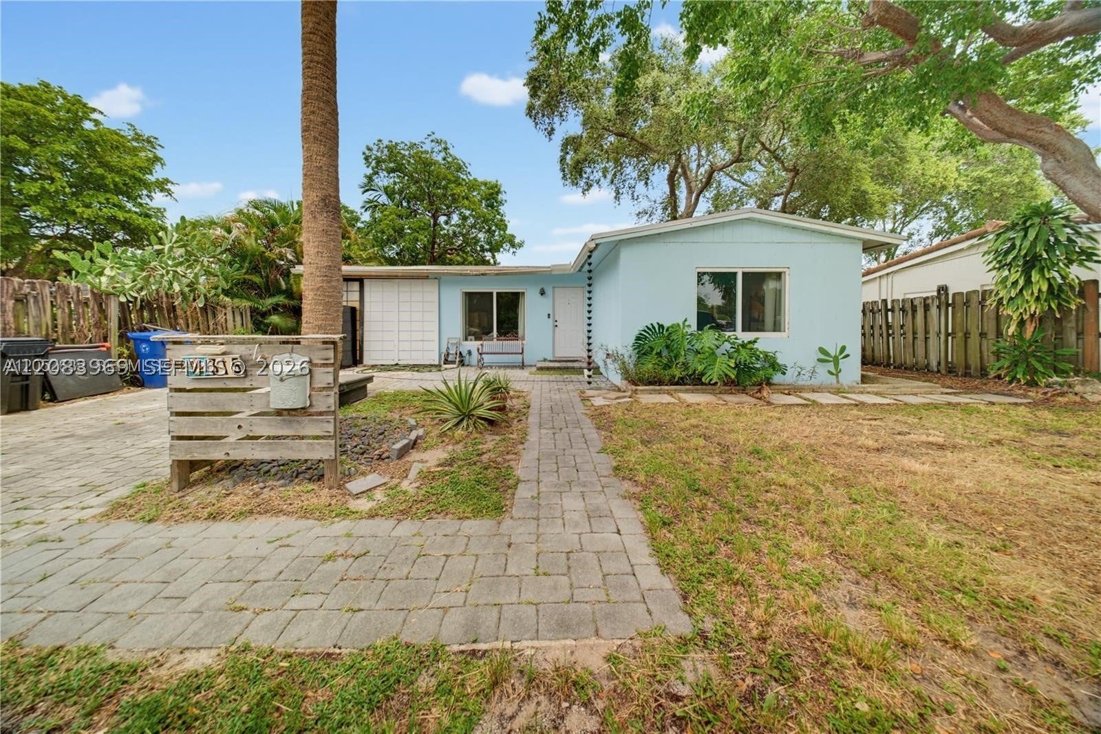 315 SW 19th St
