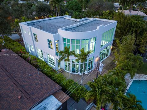 5432 NE 21st Ter Fort Lauderdale FL 33308