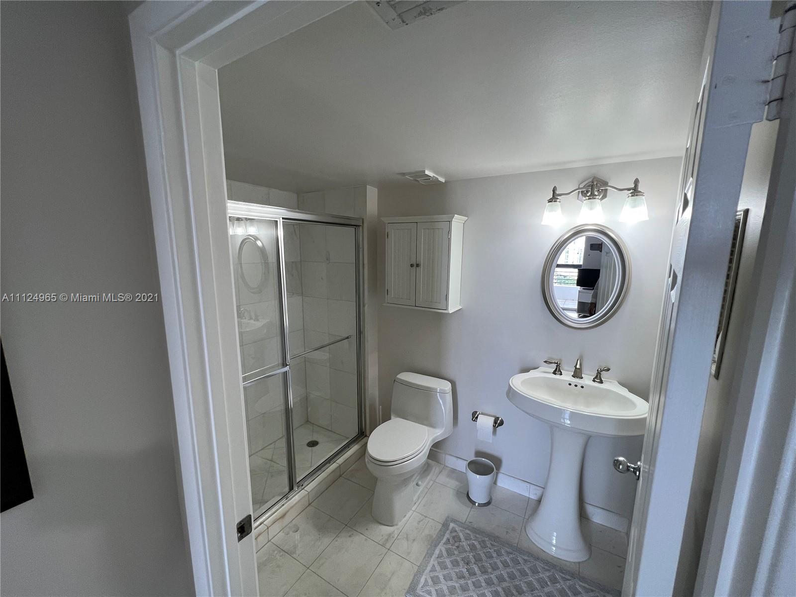 MYSTIC POINTE TOWER 600 C - Residential Lease