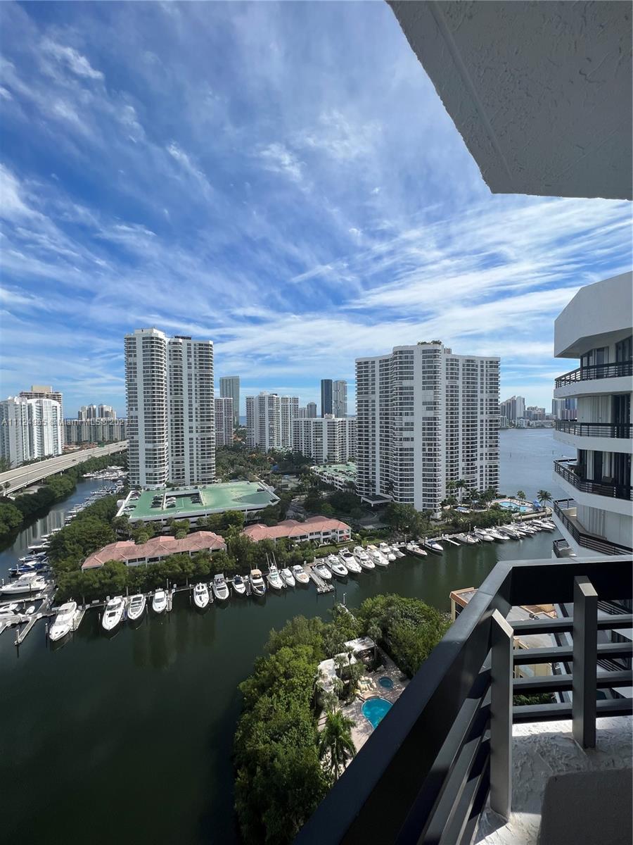 MYSTIC POINTE TOWER 600 C - Residential Lease