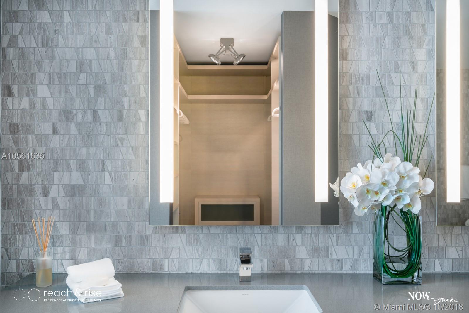 RISE CONDO - Residential