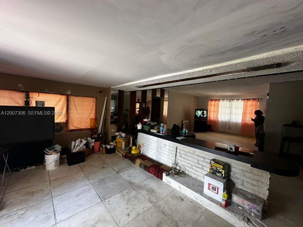 MILLERS EL PORTAL EST - Residential