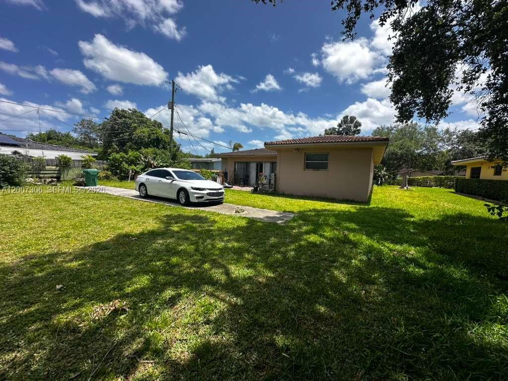 MILLERS EL PORTAL EST - Residential