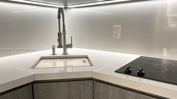 BRICKELL PLACE PHASE II C - Residential