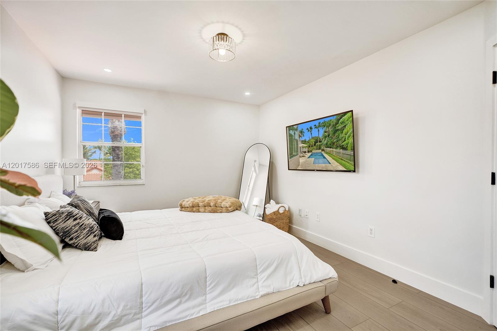 DORAL DUNES 1ST ADDN - Residential
