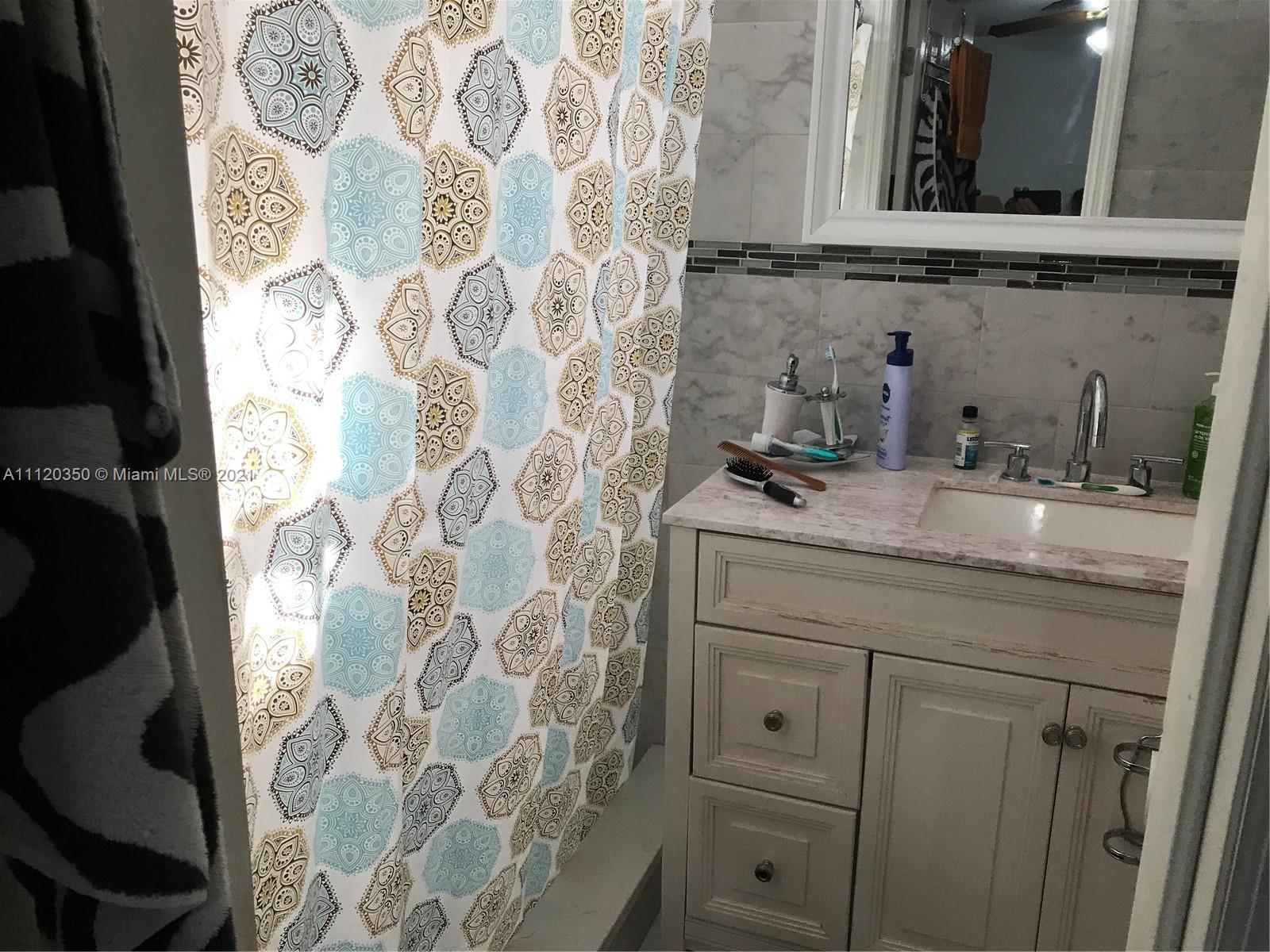 THE TROPICS AMD - Residential