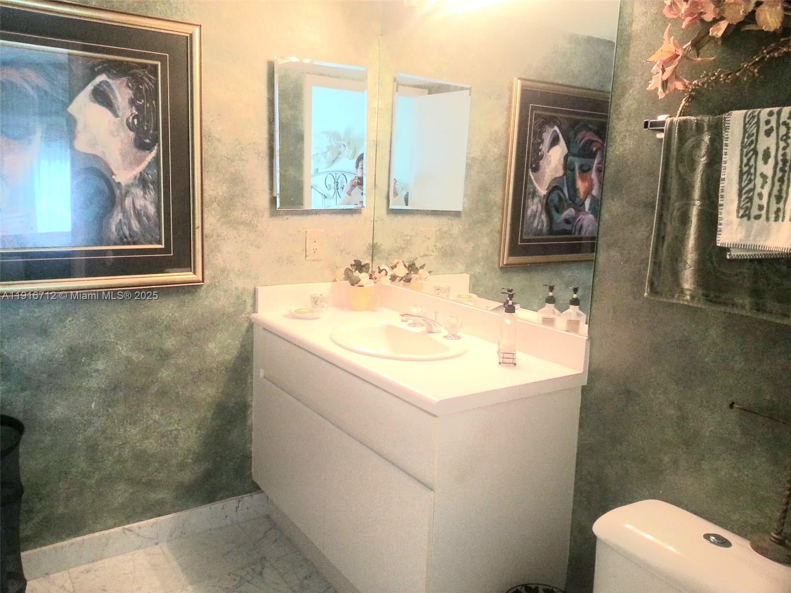 OCEANIA IV CONDO - Residential