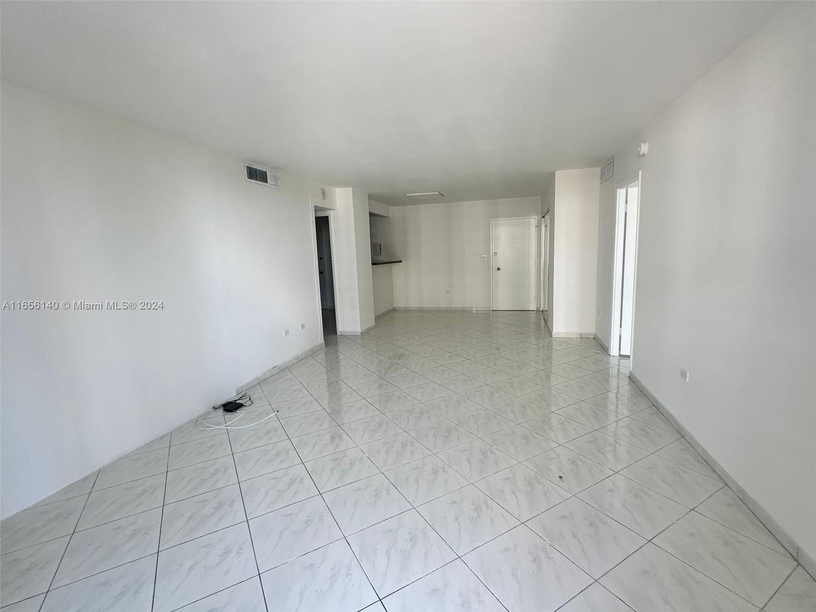OCEANSIDE PLAZA CONDO - Residential