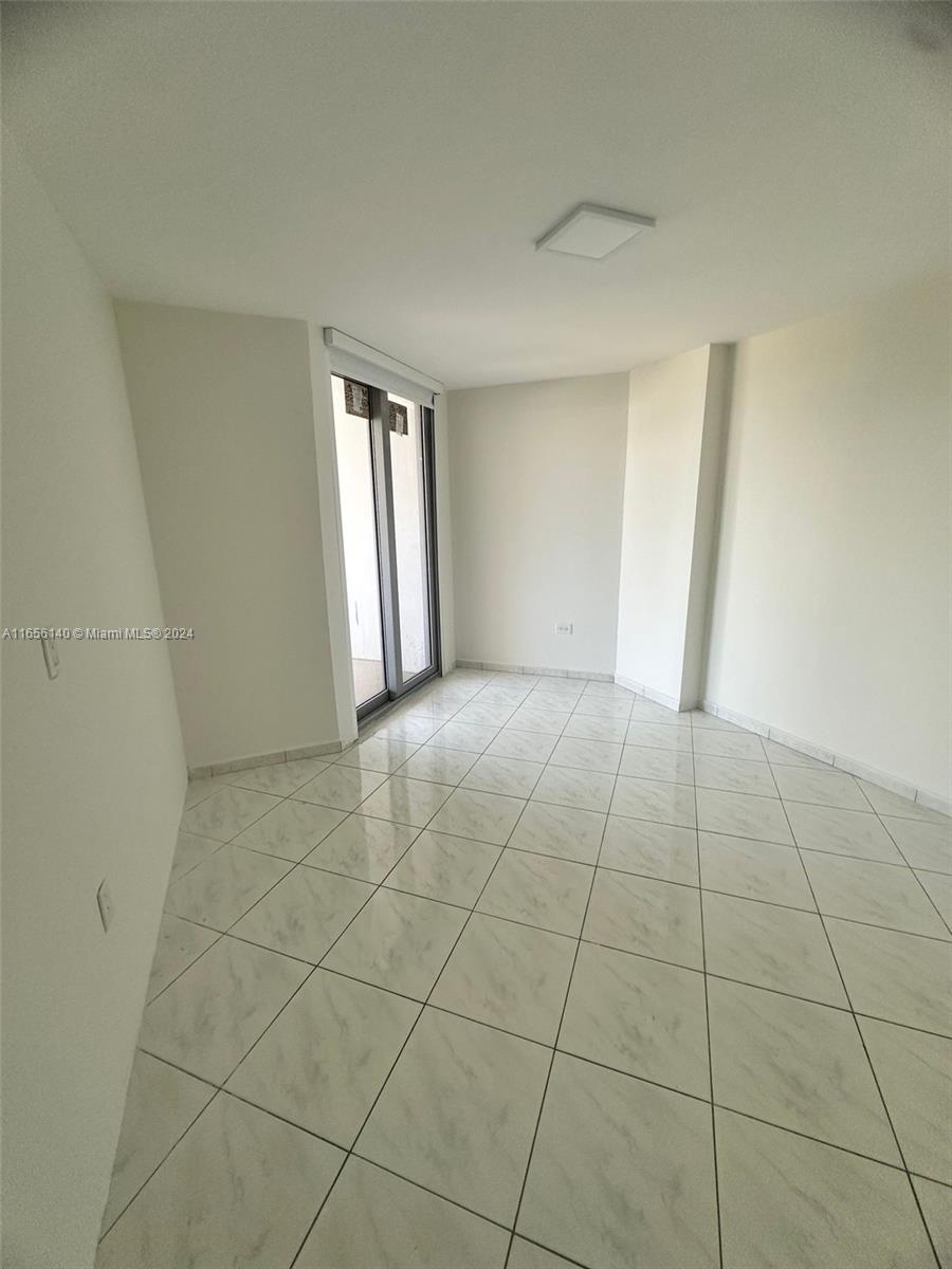 OCEANSIDE PLAZA CONDO - Residential