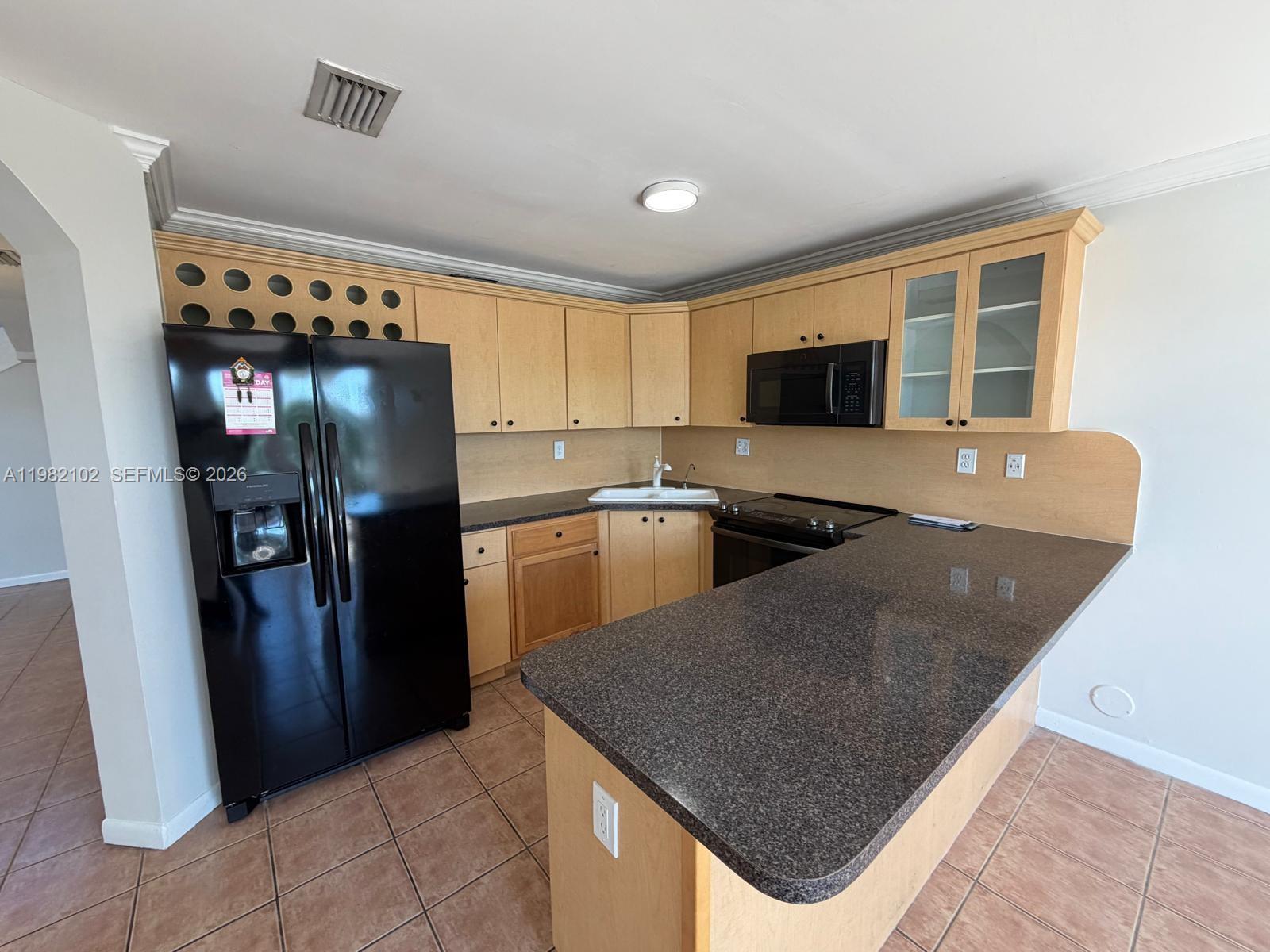 BRISTOL POINTE - Residential Lease