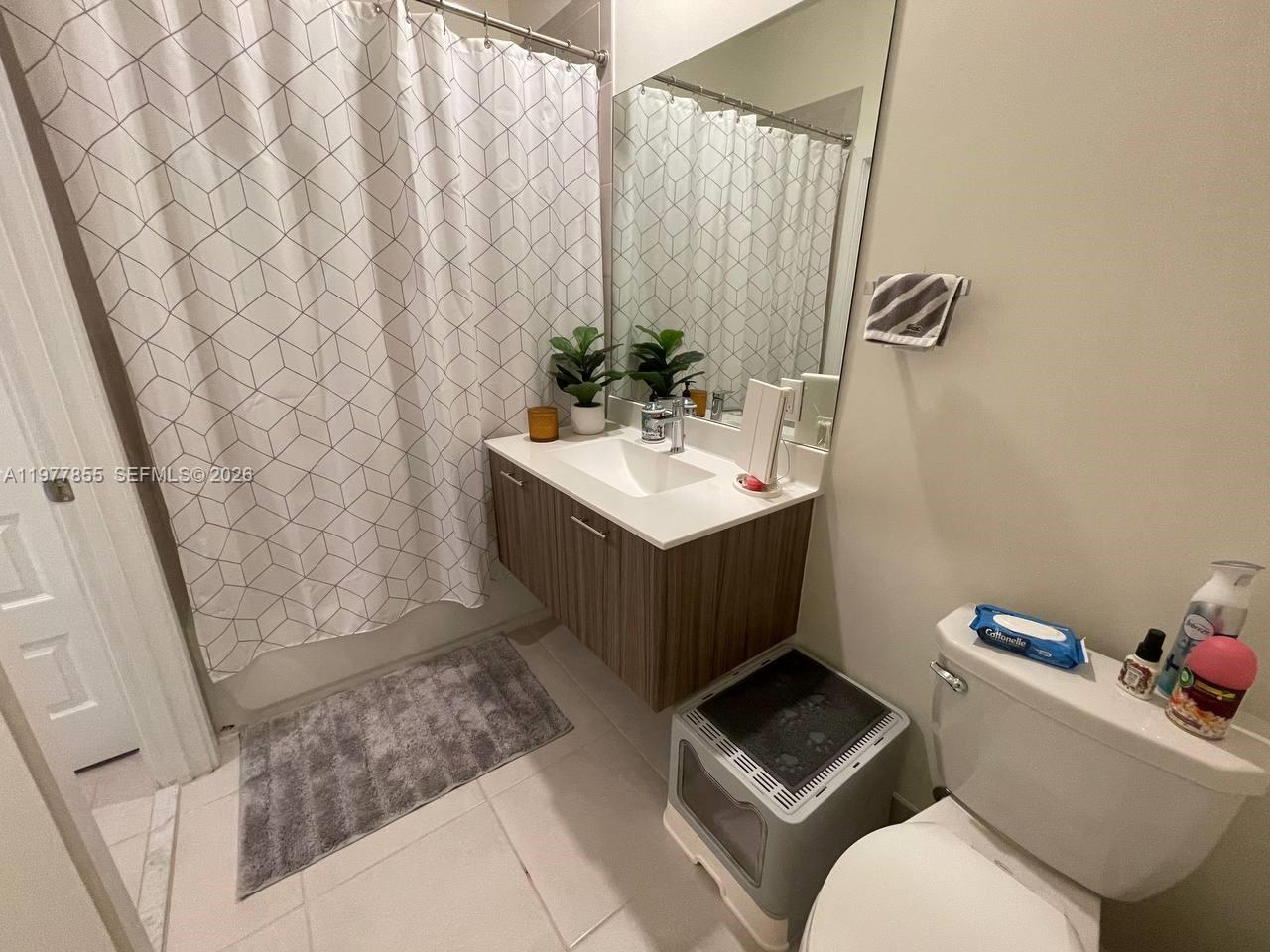 GRAND BAY SOUTH VILLAS - Residential Lease