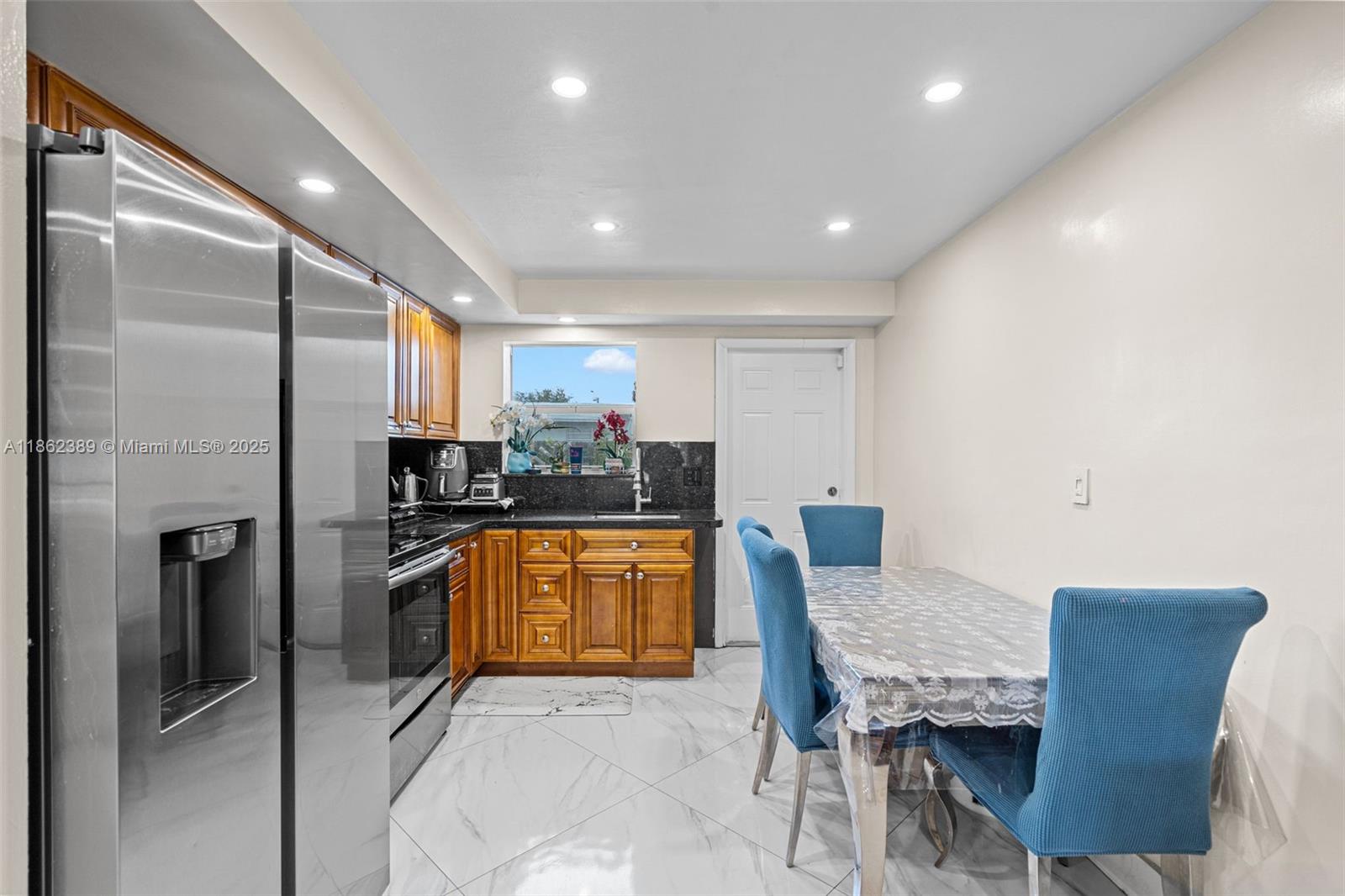 BEVERLY PARK - Residential