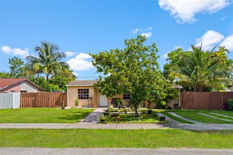 Photo of 6233 Rodman St, Hollywood, FL 33023 (MLS # A11862389)