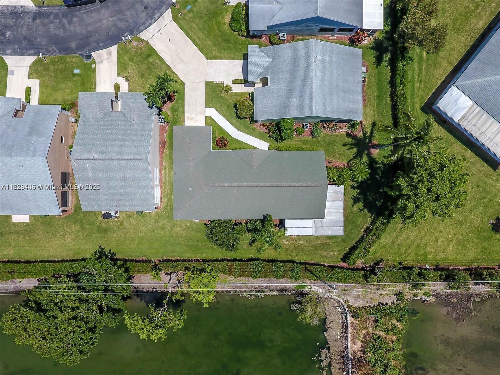 767 SE 22nd Dr