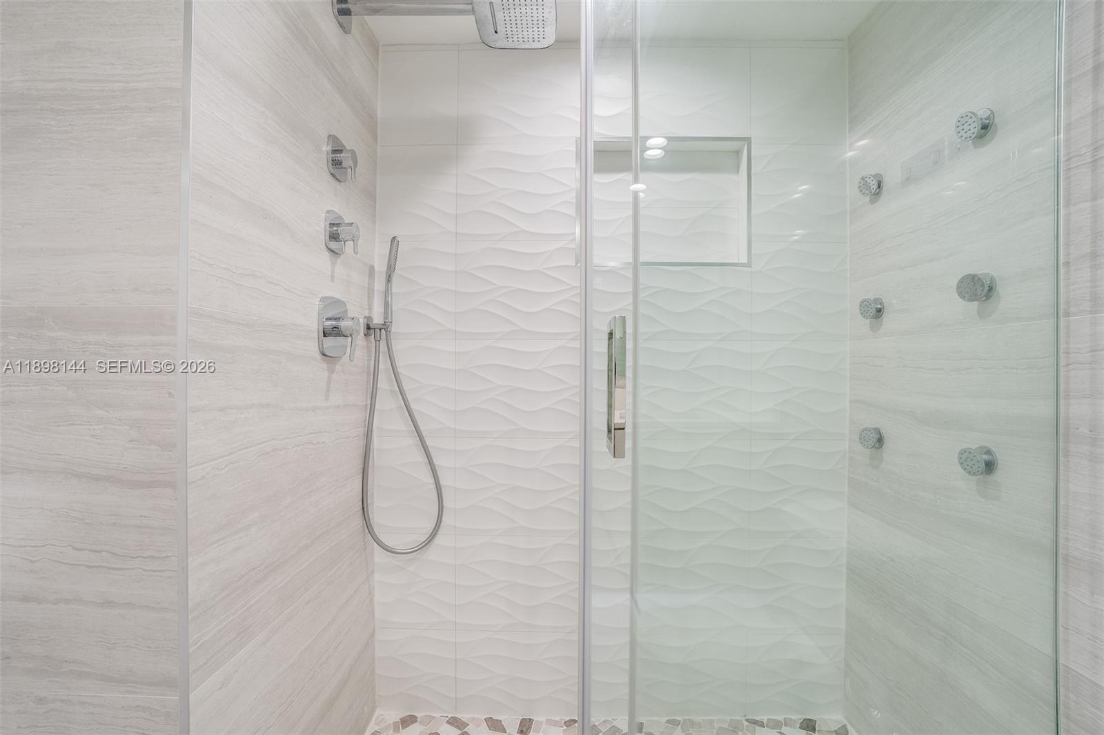 DEL PRADO MARINA - Residential