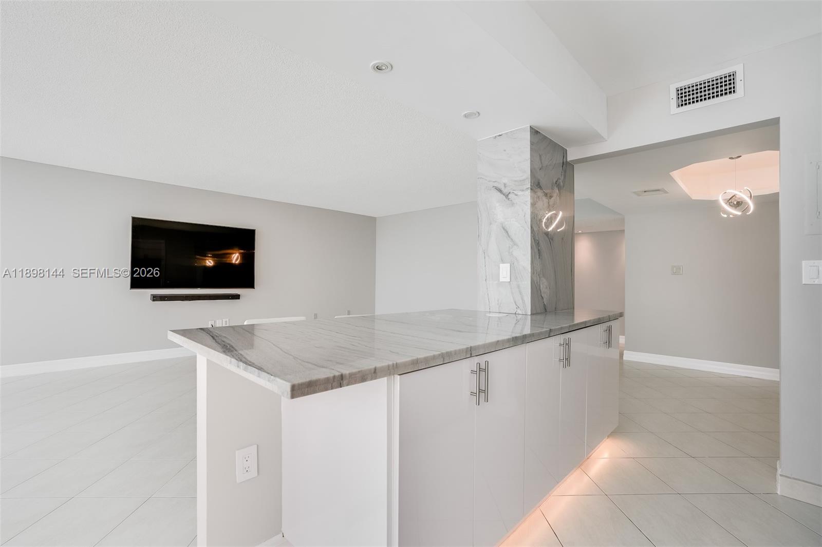 DEL PRADO MARINA - Residential