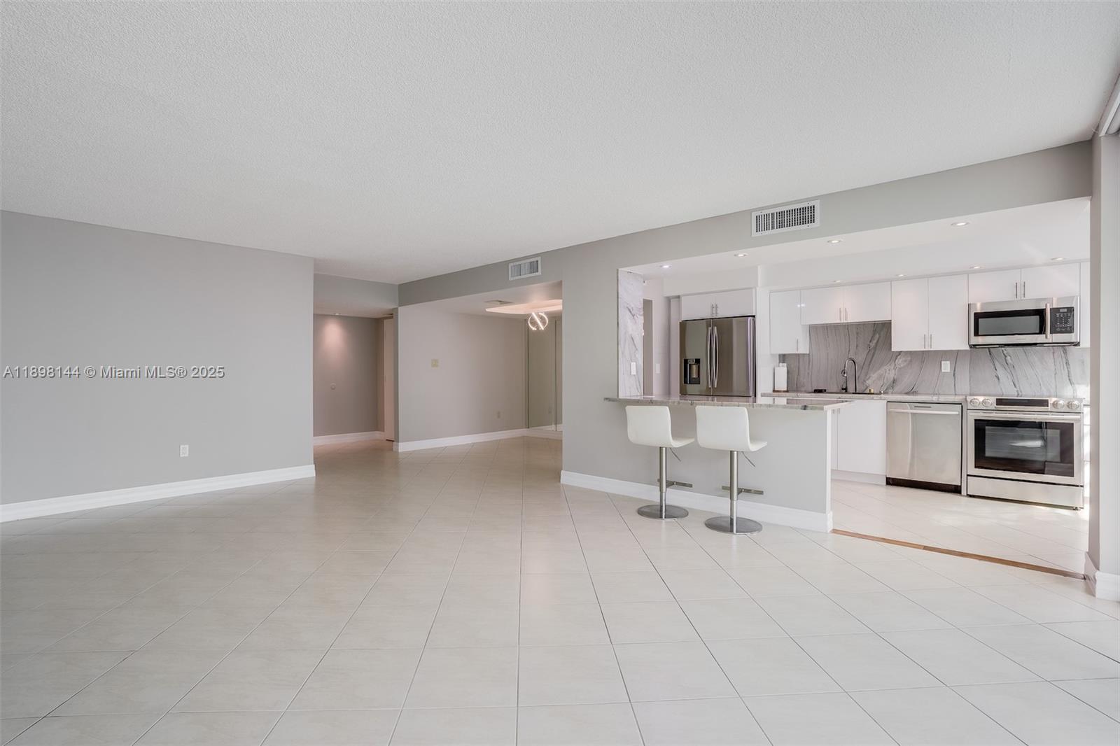 18071 Biscayne Blvd 1204