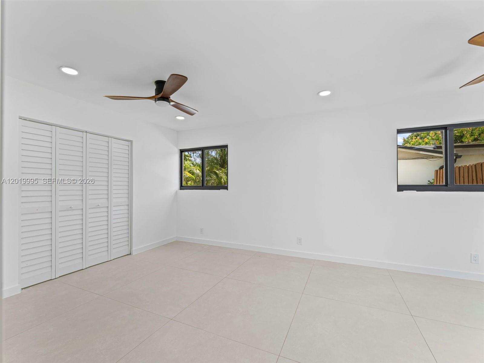 NORTH PALM BEACH VILLAGE - Residential