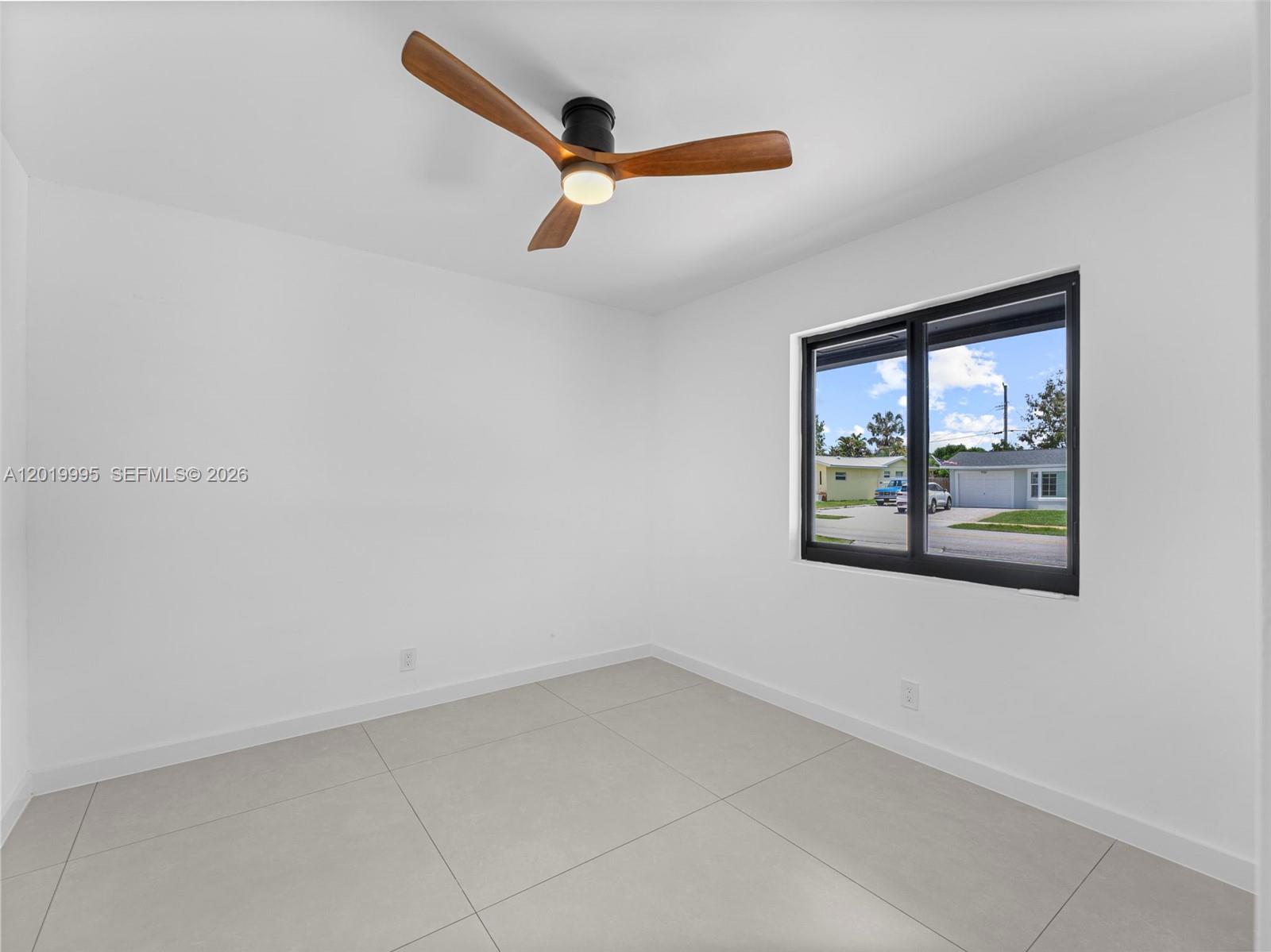 NORTH PALM BEACH VILLAGE - Residential