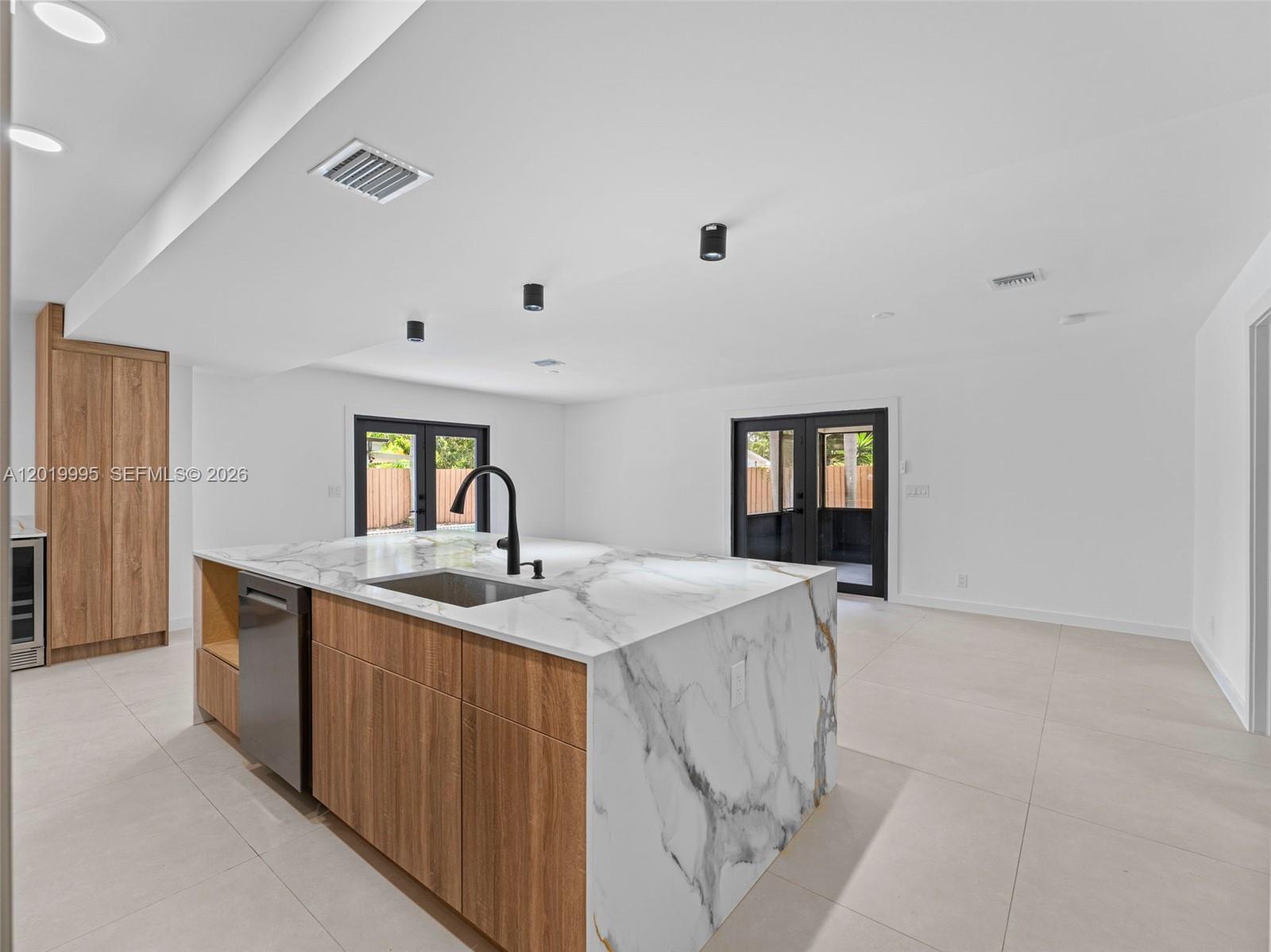 NORTH PALM BEACH VILLAGE - Residential