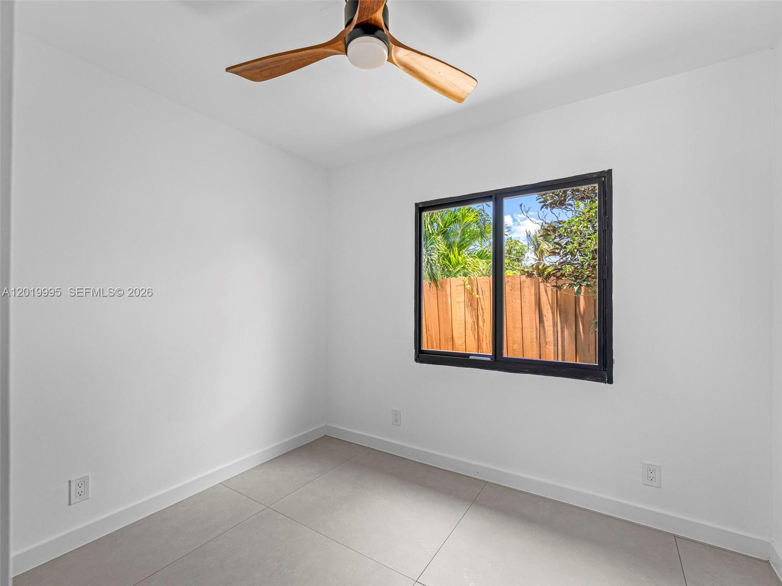 NORTH PALM BEACH VILLAGE - Residential