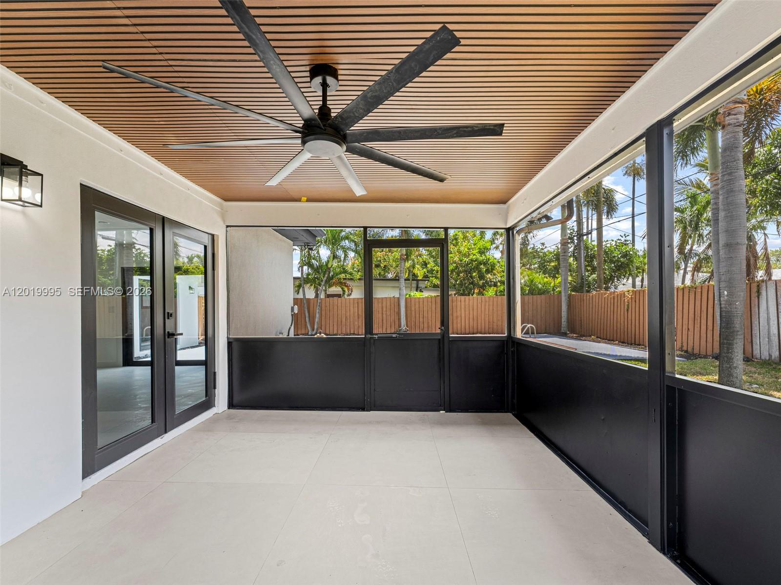 NORTH PALM BEACH VILLAGE - Residential