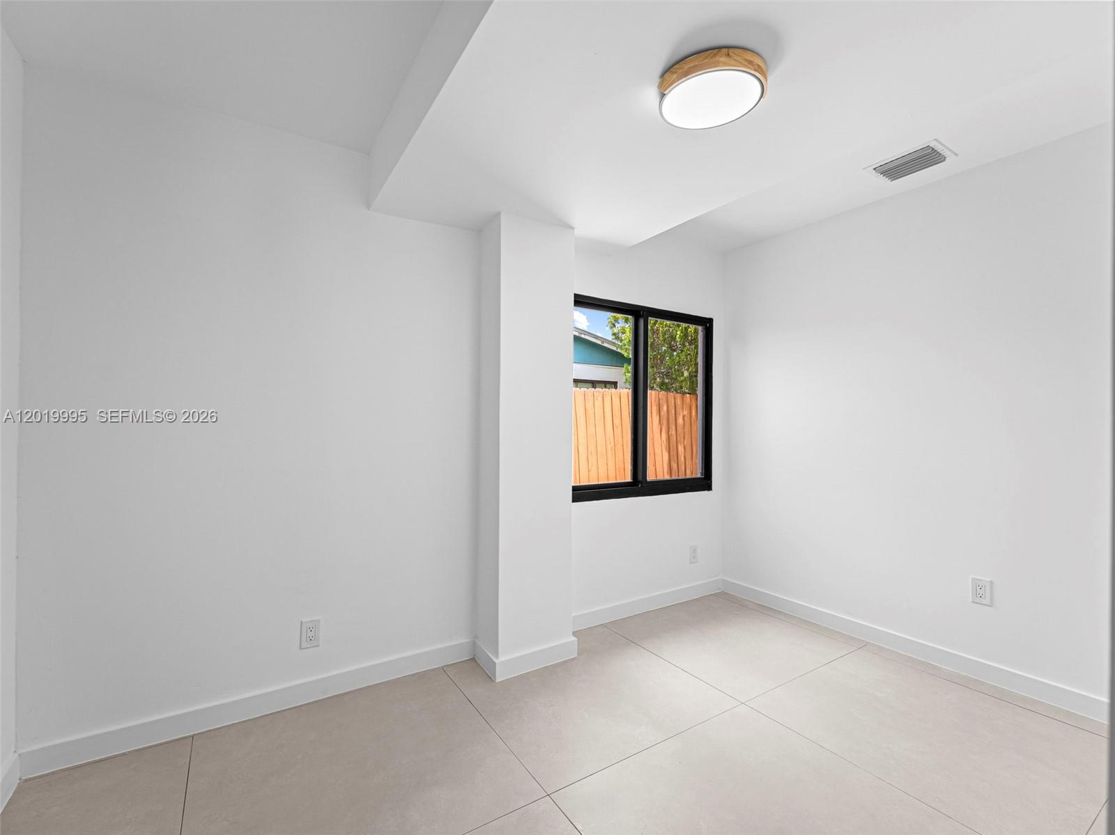 NORTH PALM BEACH VILLAGE - Residential