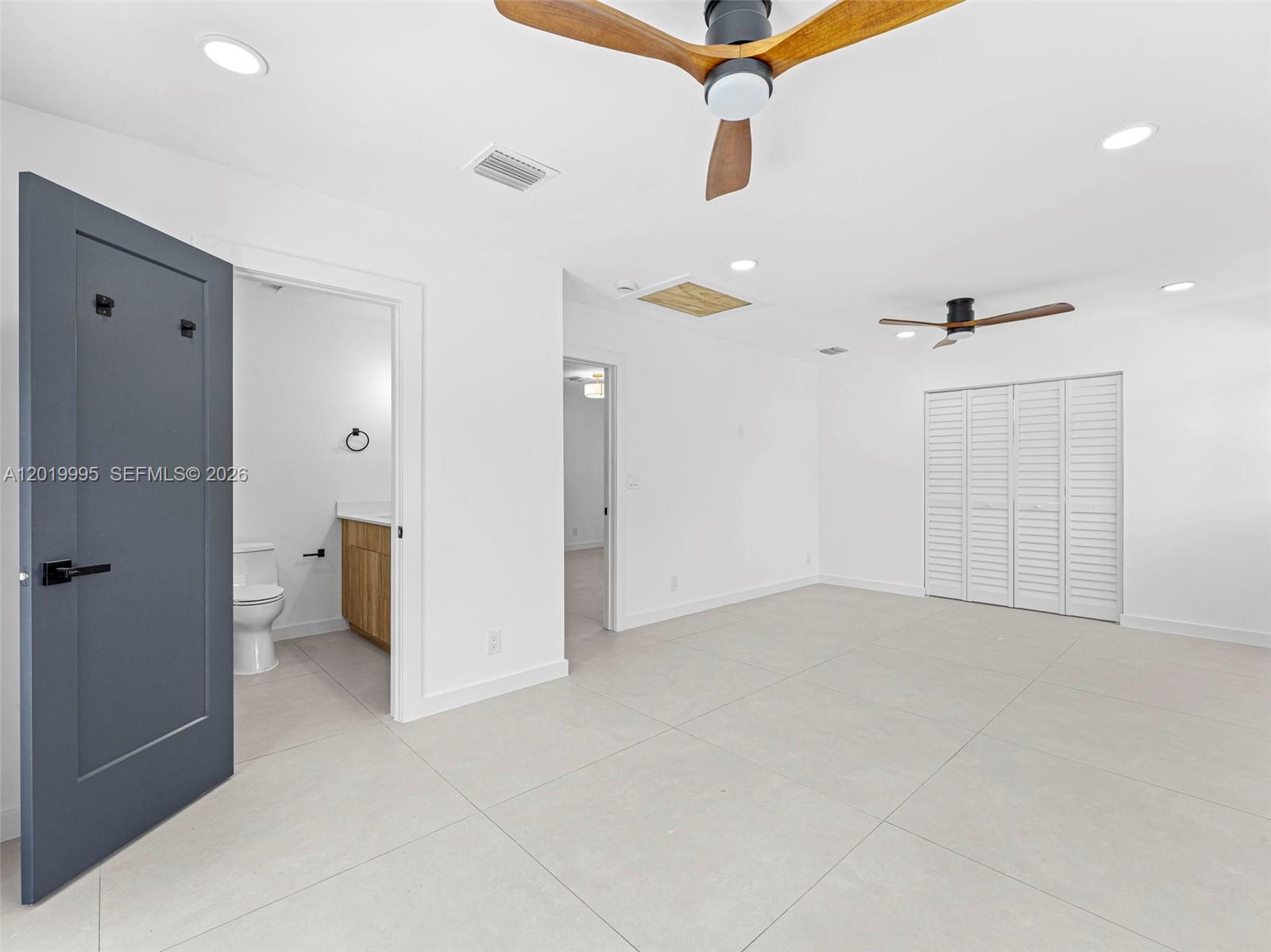 NORTH PALM BEACH VILLAGE - Residential