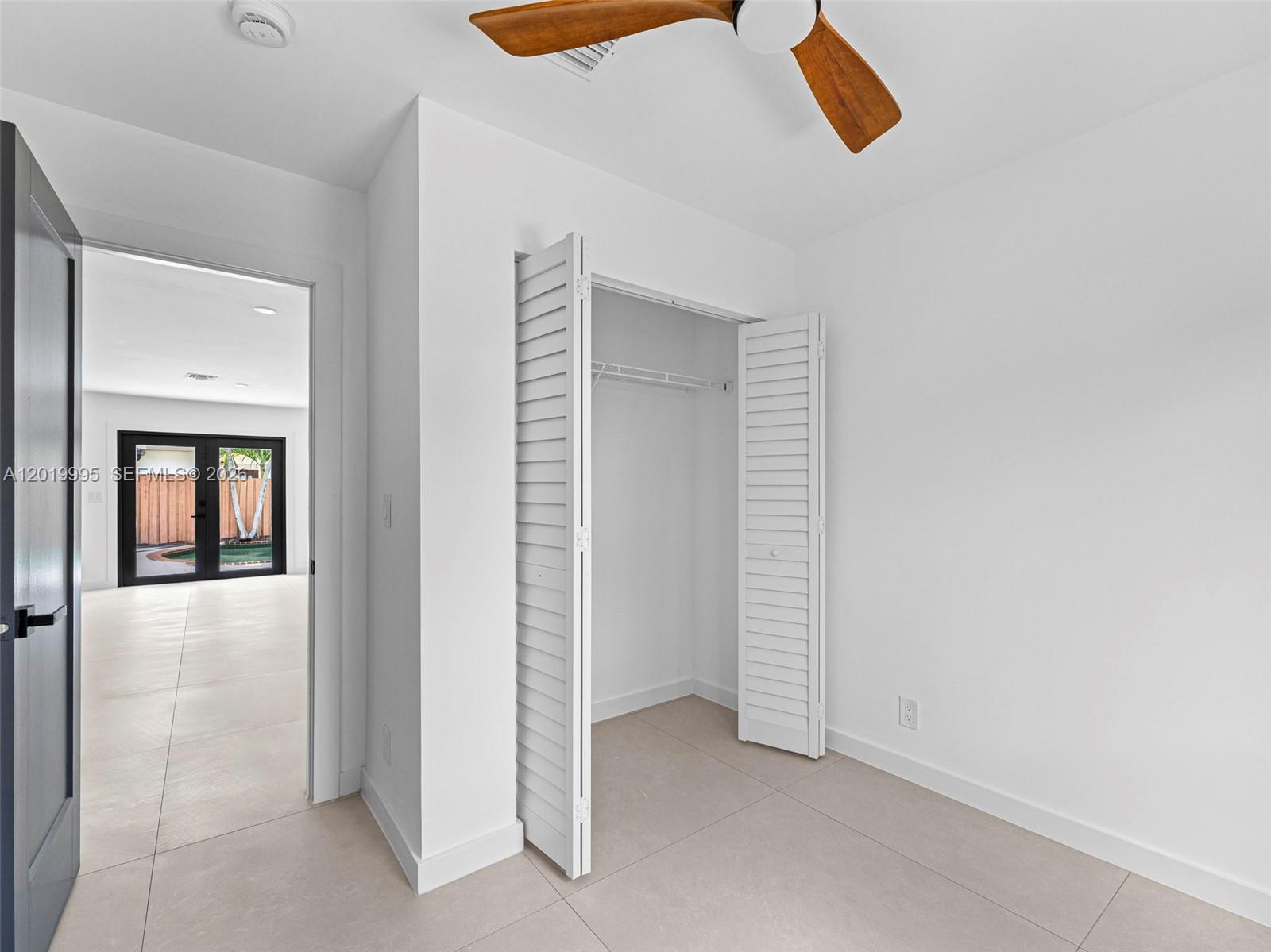 NORTH PALM BEACH VILLAGE - Residential