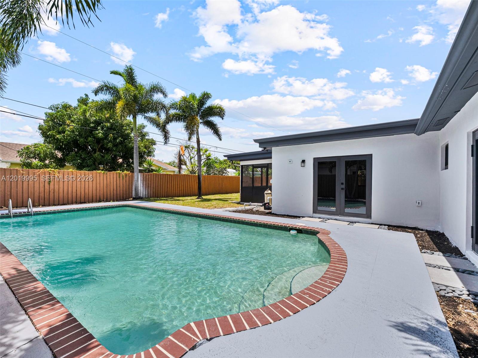 NORTH PALM BEACH VILLAGE - Residential