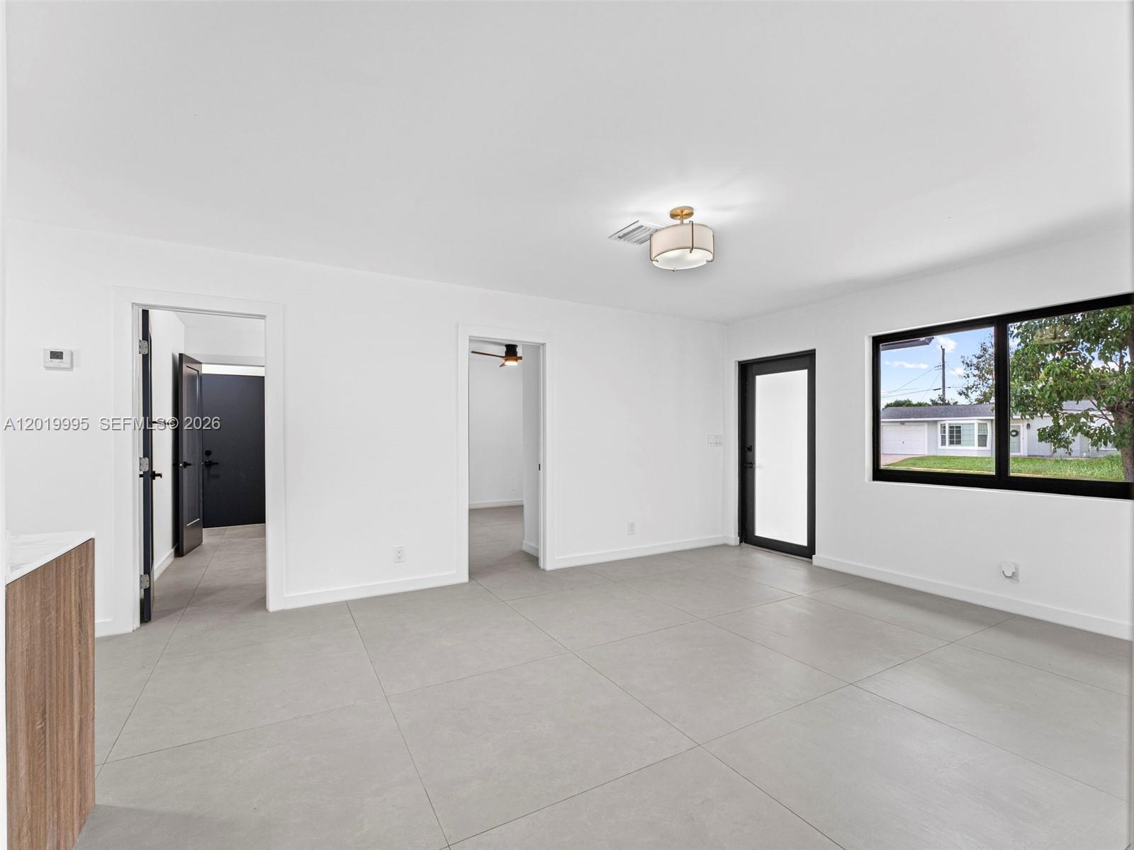 NORTH PALM BEACH VILLAGE - Residential