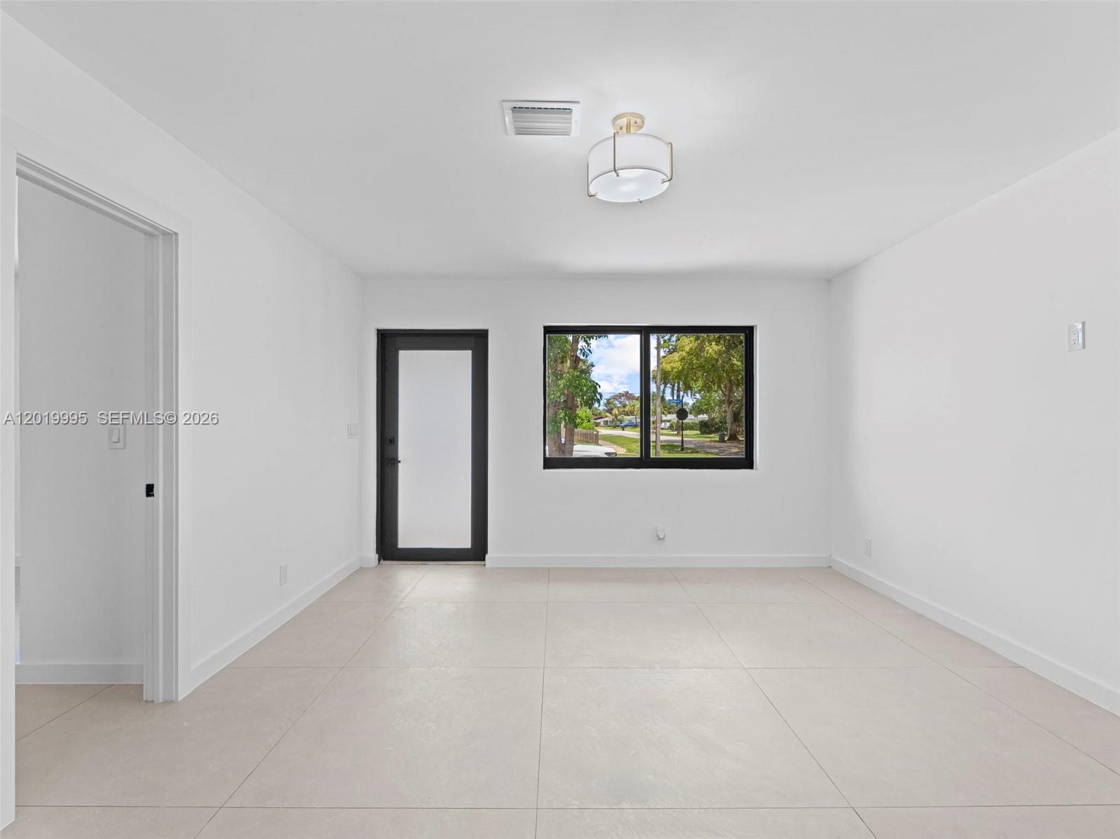 NORTH PALM BEACH VILLAGE - Residential
