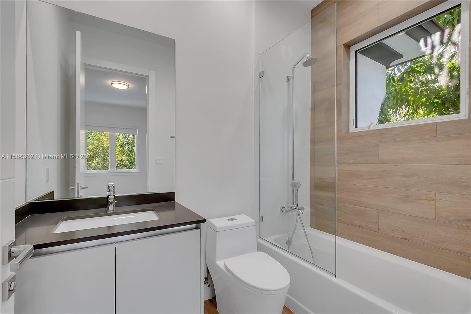 HOLLEMAN PARK - Residential