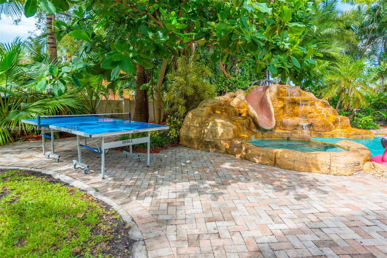 AMD PL OF BELMAR - Residential Lease