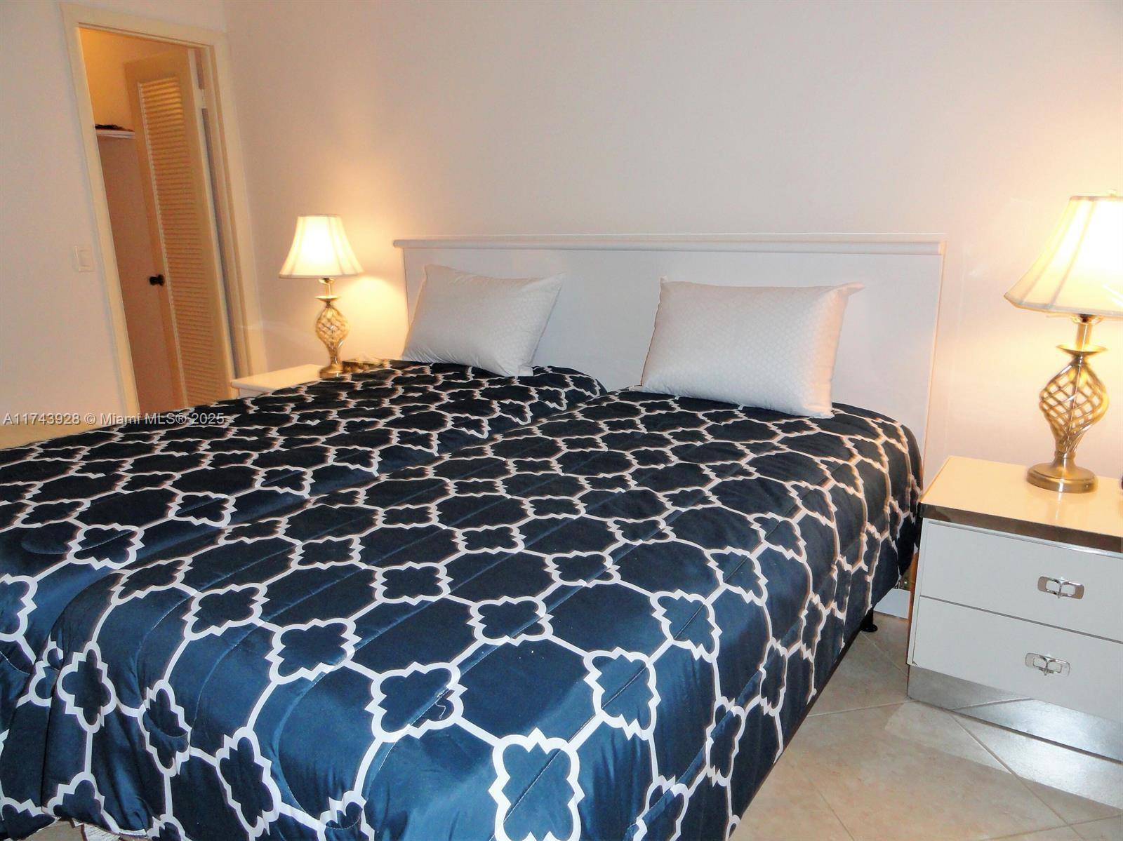 KINGS POINT NORMANDY COND - Residential