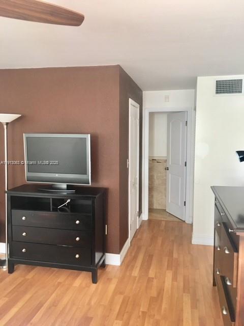 EDEN POINT SOUTH CONDO - Residential Lease