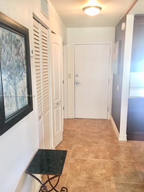 EDEN POINT SOUTH CONDO - Residential Lease