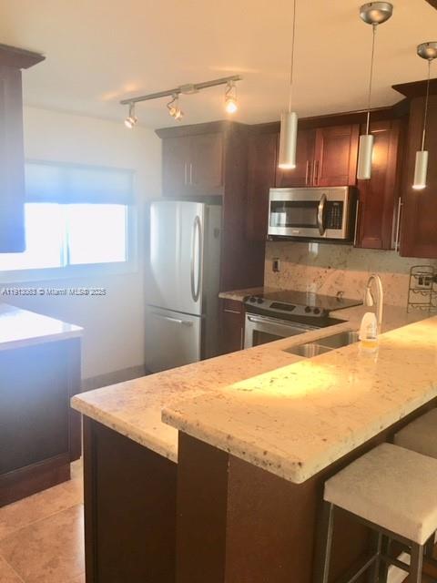 EDEN POINT SOUTH CONDO - Residential Lease