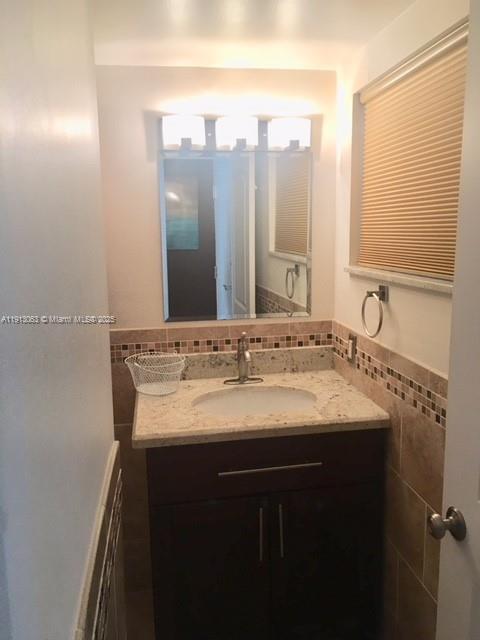 EDEN POINT SOUTH CONDO - Residential Lease