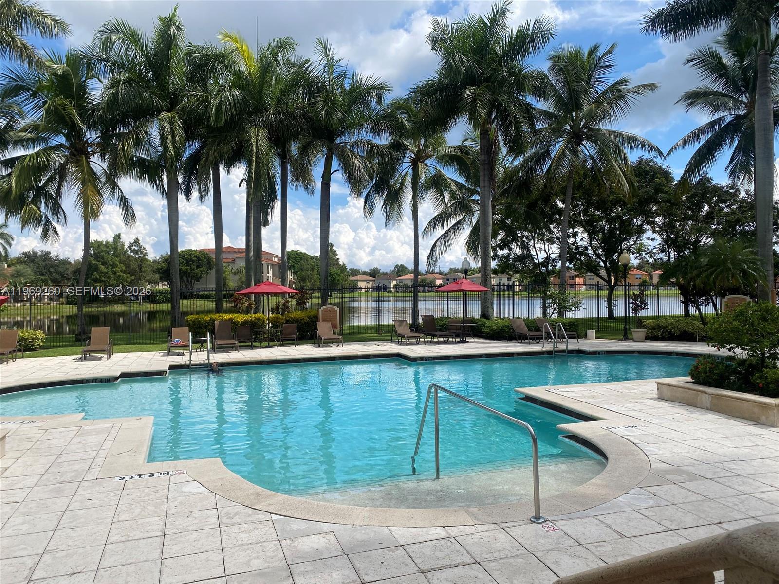 EMERALD ISLE AT LAGUNA LA - Residential Lease