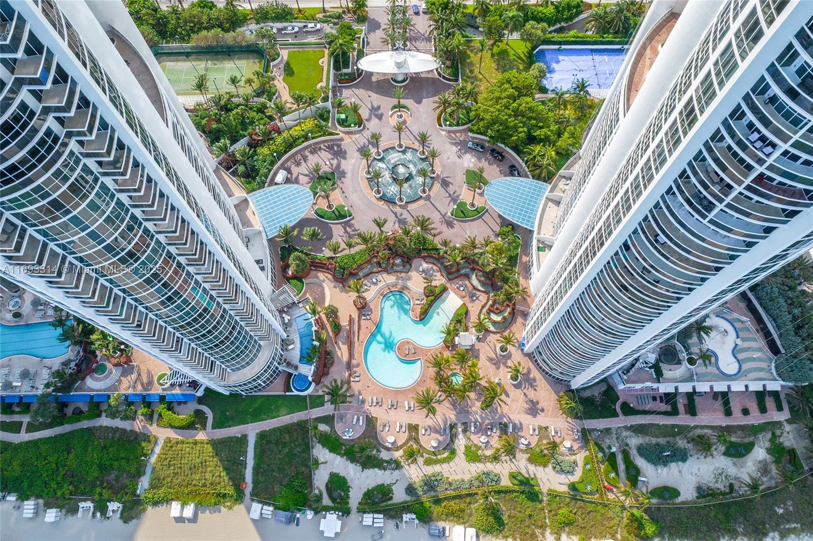 18201 Collins Ave 1002