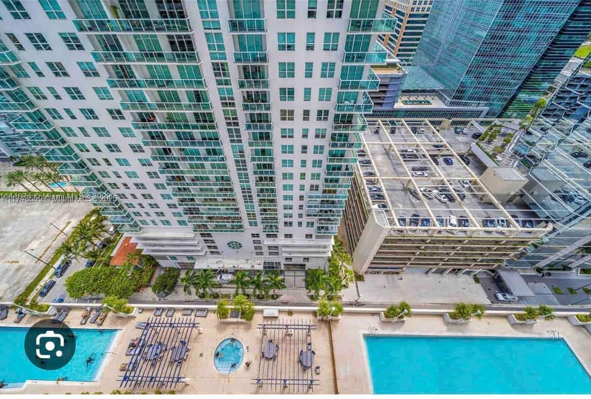 THE CLUB AT BRICKELL BAY - Residential
